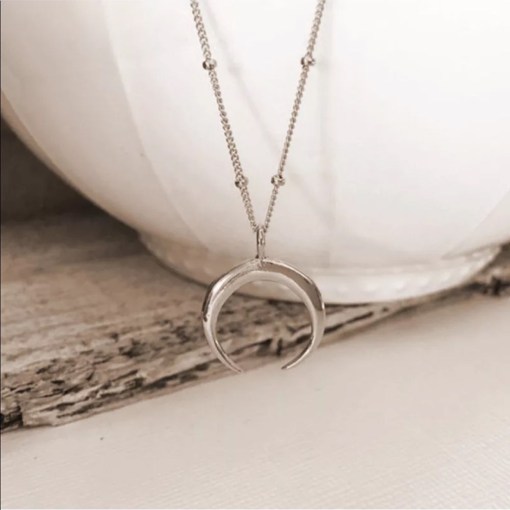 ✨Crescent Moon Pendant Boho Necklace✨